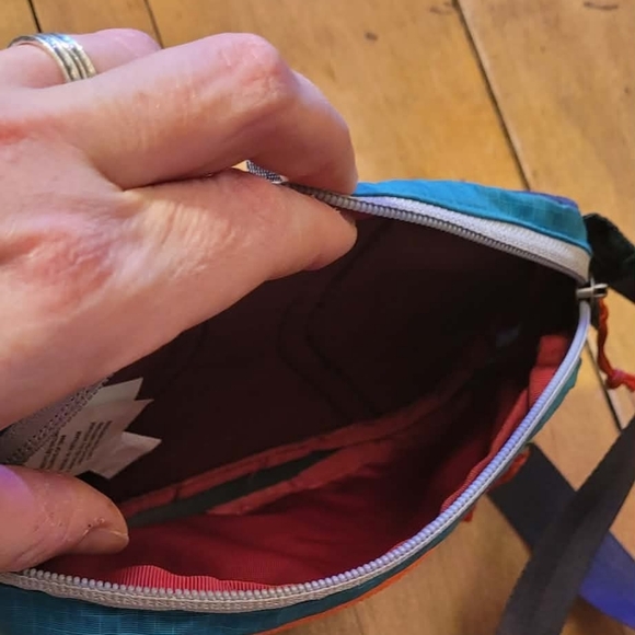 Patagonia Colorblock Waist Pack - Red, Green, Yellow - Picture 6 of 6